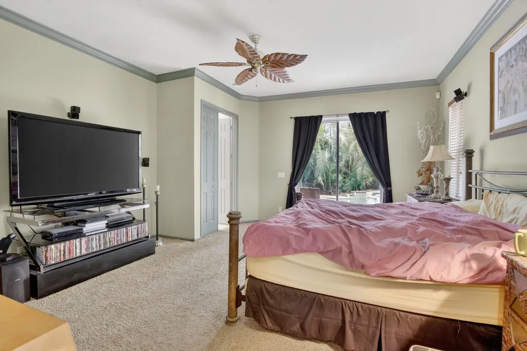 8106 N Savannah Circle Davie FL 33328