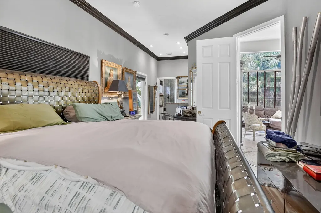 8106 N Savannah Circle Davie FL 33328