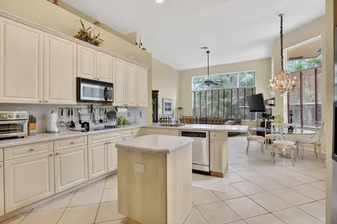 8106 N Savannah Circle Davie FL 33328
