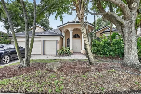 8106 N Savannah Circle Davie FL 33328
