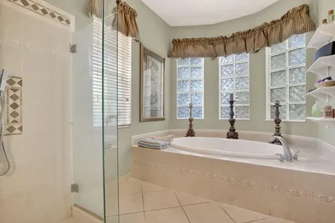 8106 N Savannah Circle Davie FL 33328