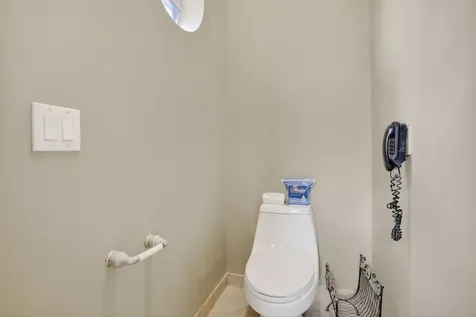 8106 N Savannah Circle Davie FL 33328