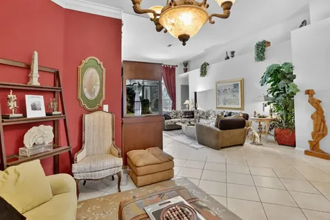8106 N Savannah Circle Davie FL 33328