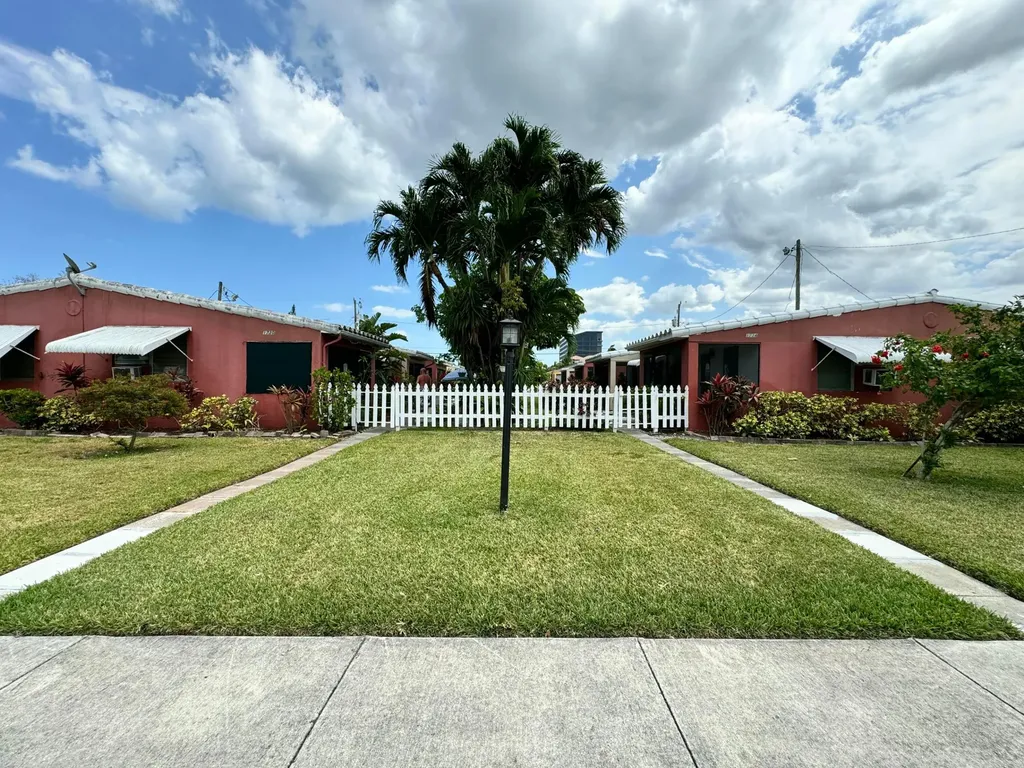 1734 Fletcher Street Hollywood FL 33020