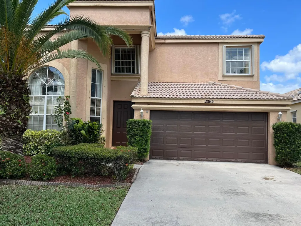 2064 Reston Circle Royal Palm Beach FL 33411