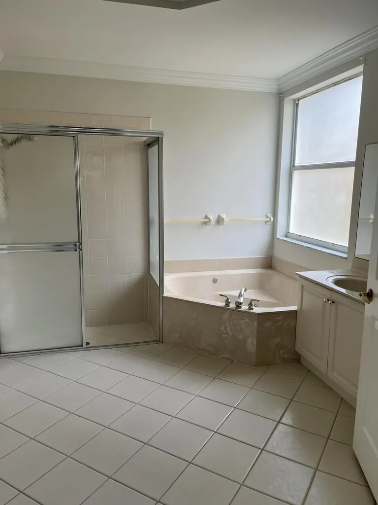 2064 Reston Circle Royal Palm Beach FL 33411