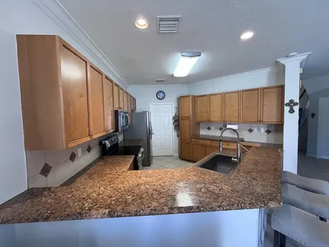 2064 Reston Circle Royal Palm Beach FL 33411