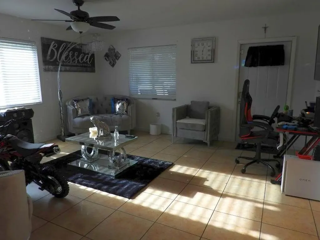 2764 NW 1st Court Pompano Beach FL 33069