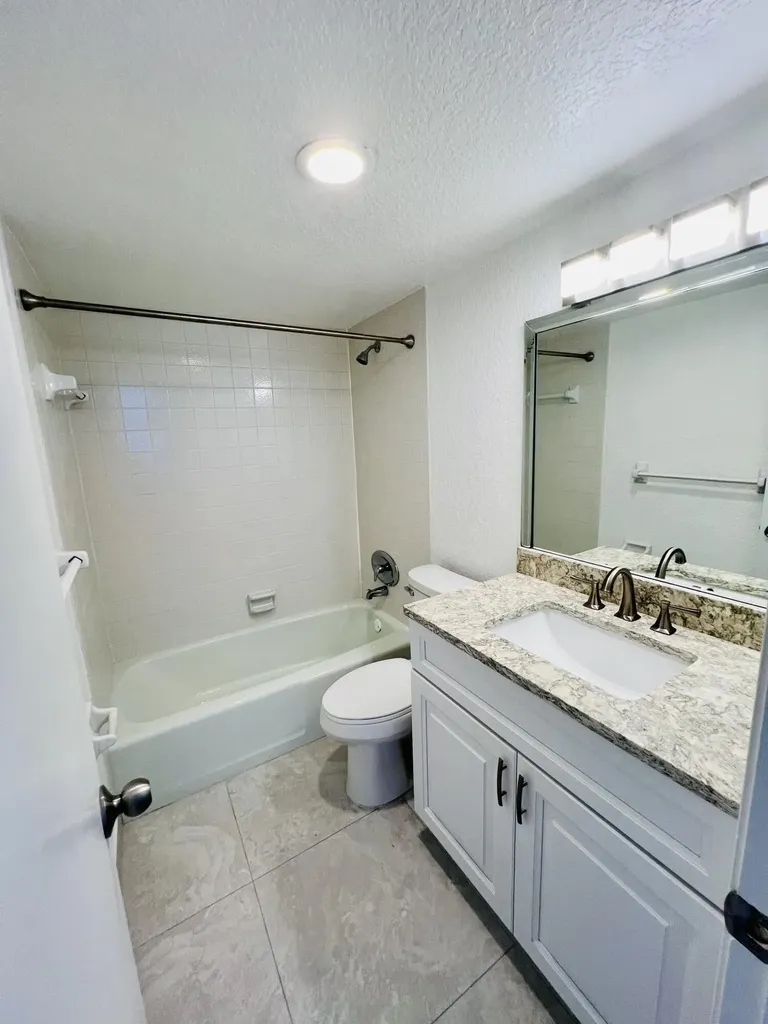 2016 S Federal Highway Boynton Beach FL 33435