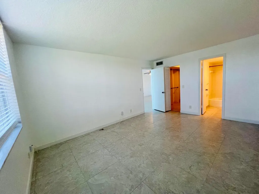 2016 S Federal Highway Boynton Beach FL 33435