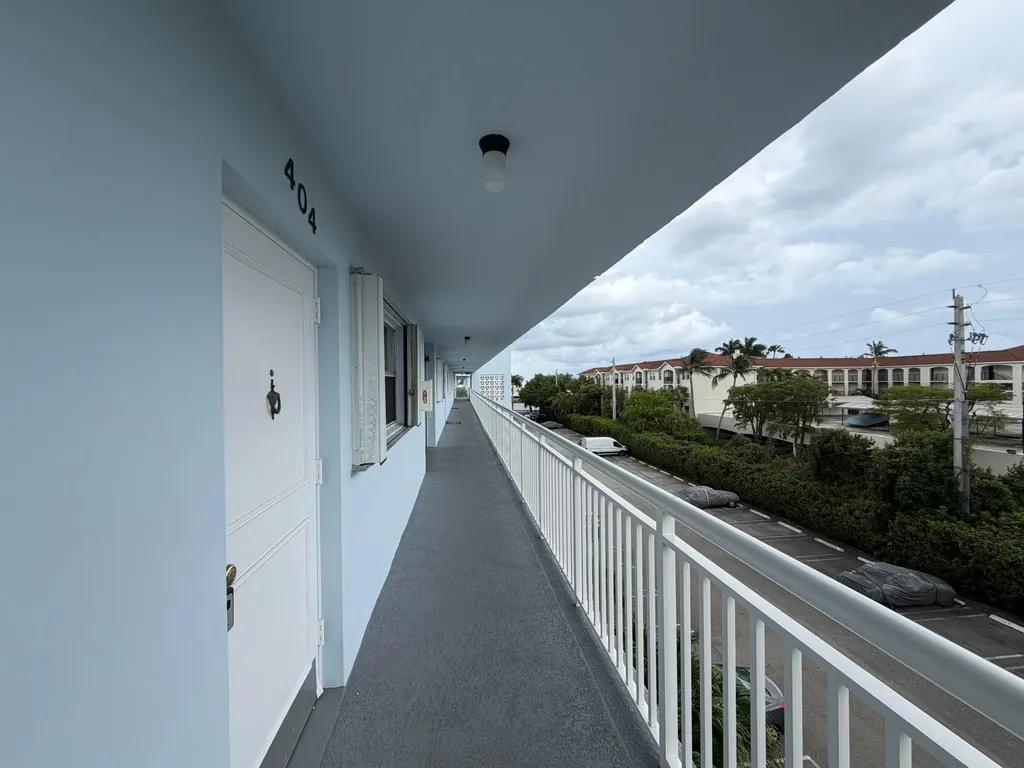 2016 S Federal Highway Boynton Beach FL 33435