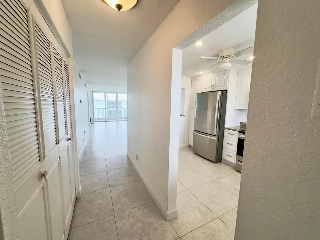 2016 S Federal Highway Boynton Beach FL 33435