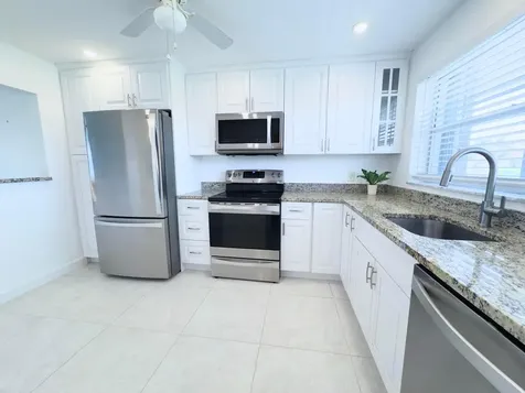 2016 S Federal Highway Boynton Beach FL 33435