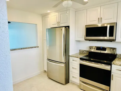 2016 S Federal Highway Boynton Beach FL 33435