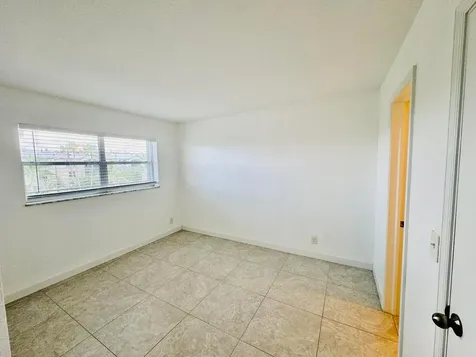 2016 S Federal Highway Boynton Beach FL 33435