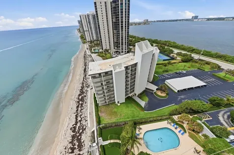 5420 N Ocean Drive Singer Island FL 33404