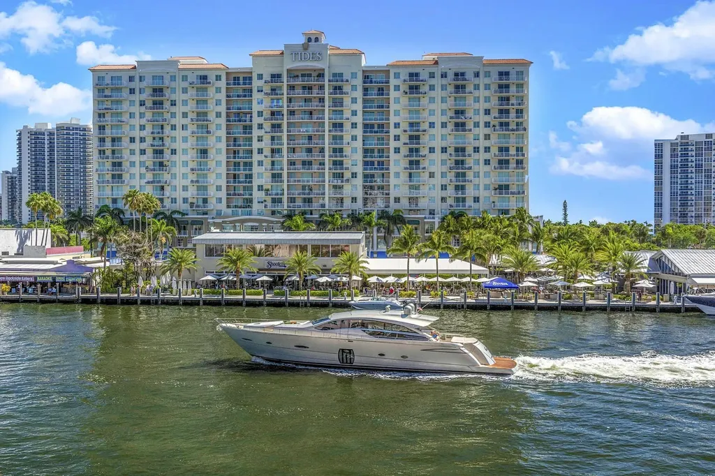 2900 NE 30th Street Fort Lauderdale FL 33306