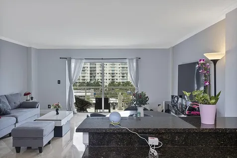 2900 NE 30th Street Fort Lauderdale FL 33306