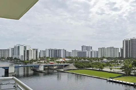 2900 NE 30th Street Fort Lauderdale FL 33306