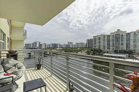 2900 NE 30th Street Fort Lauderdale FL 33306