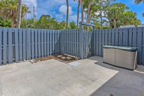 3802 SE Jefferson Street Stuart FL 34997