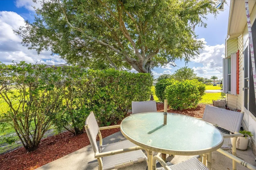 7654 Red Crossbill Court Port St Lucie FL 34952