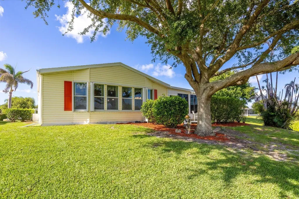 7654 Red Crossbill Court Port St Lucie FL 34952