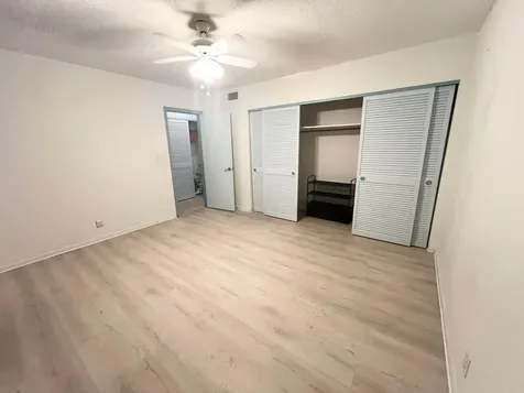 1551 N 12th Court Hollywood FL 33019