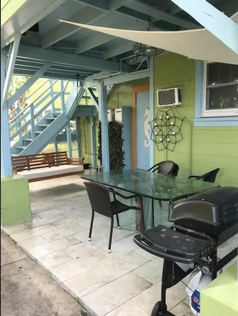 431 S M Street Lake Worth Beach FL 33460