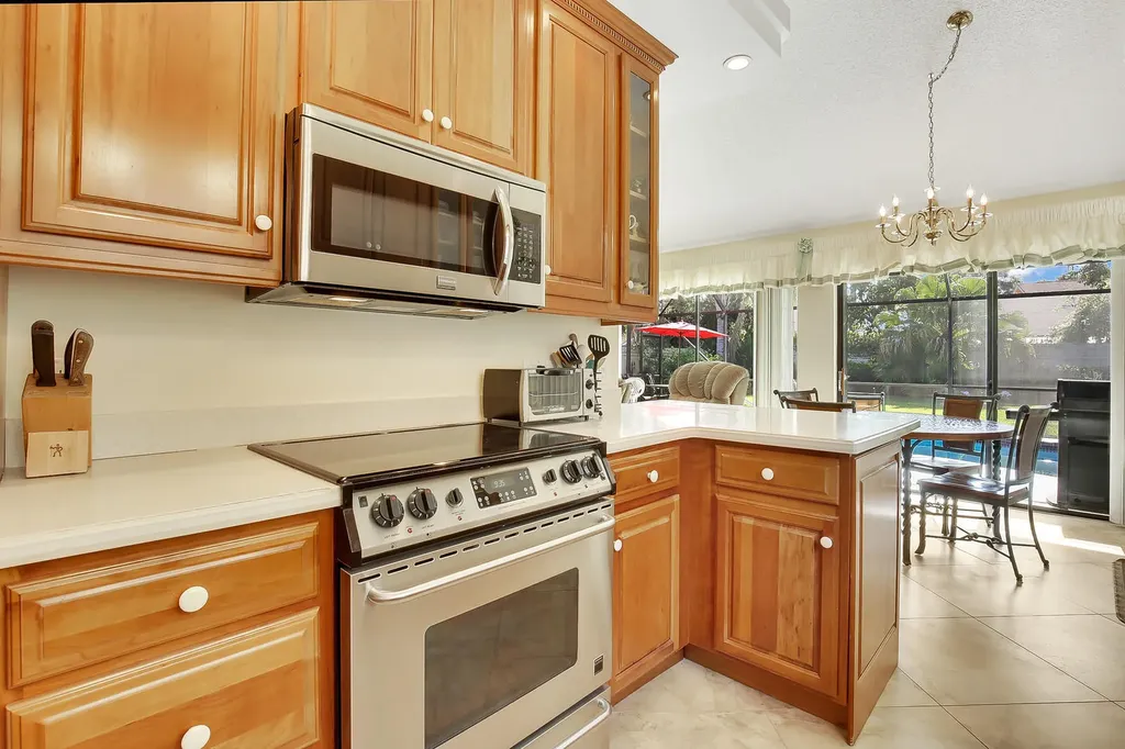 211 E River Park Drive Jupiter FL 33477