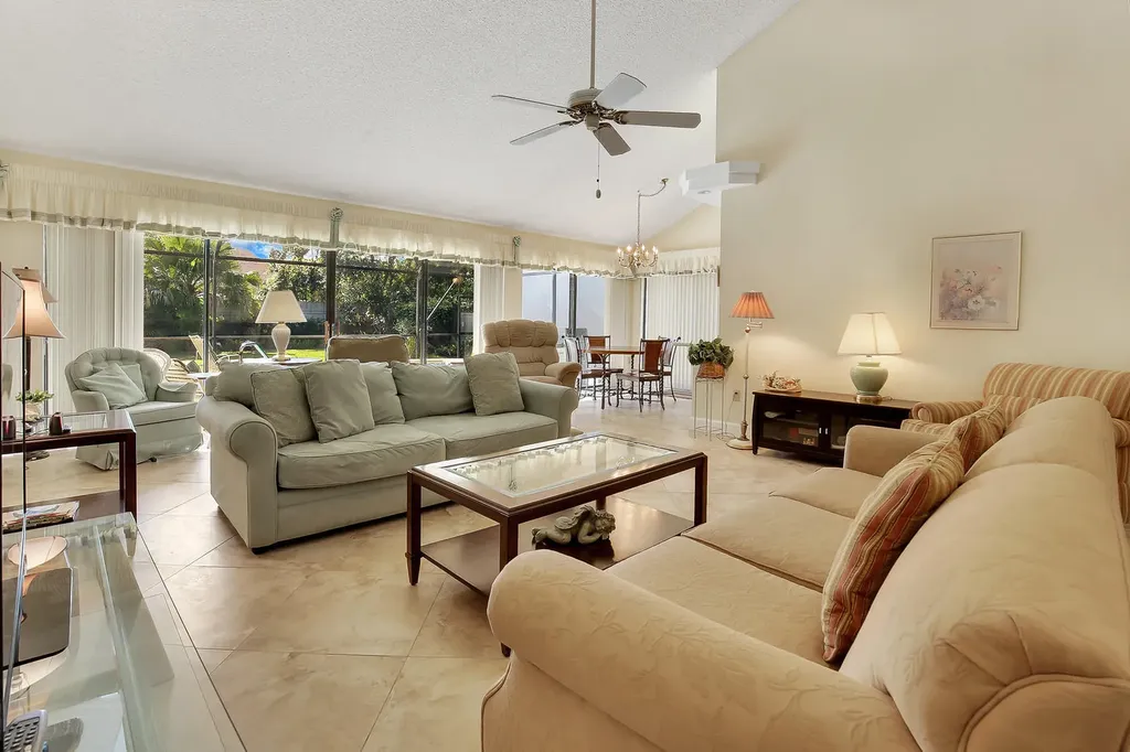 211 E River Park Drive Jupiter FL 33477