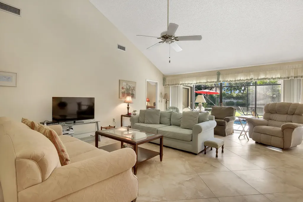 211 E River Park Drive Jupiter FL 33477
