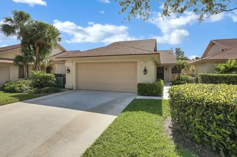 211 E River Park Drive Jupiter FL 33477