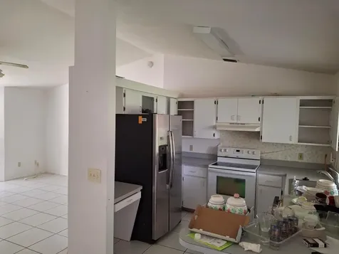 374 SW De Gouvea Terrace Port St Lucie FL 34984