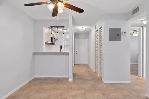 95 NE 41st Street Oakland Park FL 33334