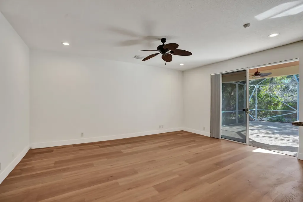 4214 NW 38th Drive Coconut Creek FL 33073