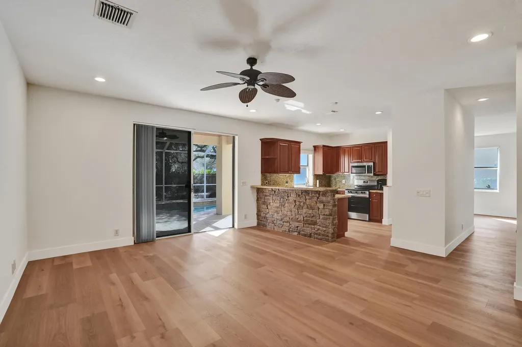 4214 NW 38th Drive Coconut Creek FL 33073