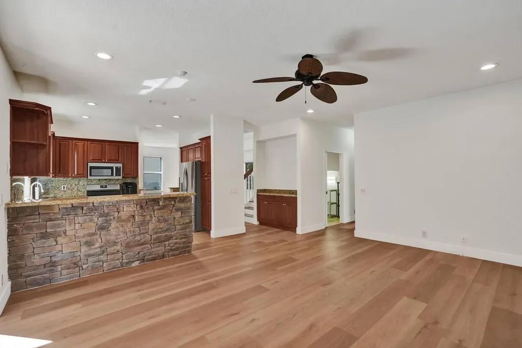 4214 NW 38th Drive Coconut Creek FL 33073