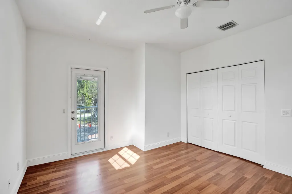 4214 NW 38th Drive Coconut Creek FL 33073