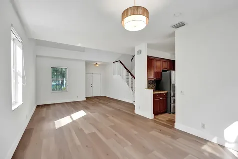 4214 NW 38th Drive Coconut Creek FL 33073