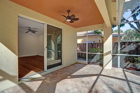4214 NW 38th Drive Coconut Creek FL 33073