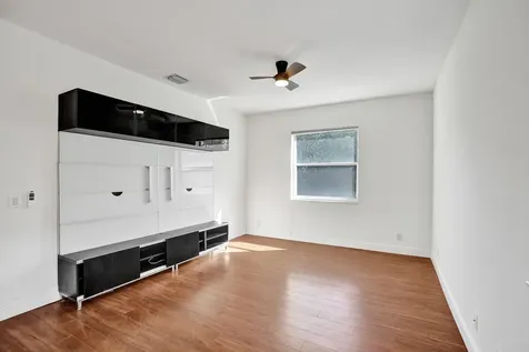4214 NW 38th Drive Coconut Creek FL 33073