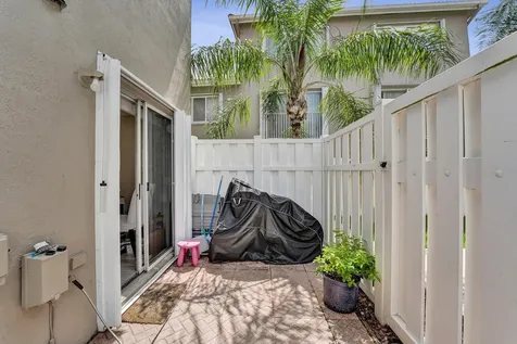 173 Riviera Circle Weston FL 33326