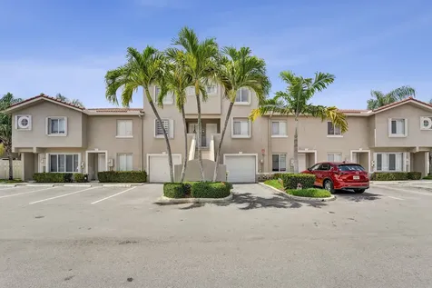 173 Riviera Circle Weston FL 33326