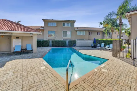 173 Riviera Circle Weston FL 33326