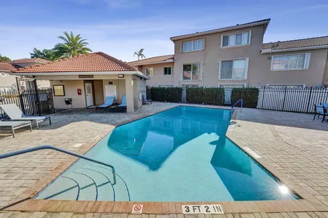 173 Riviera Circle Weston FL 33326