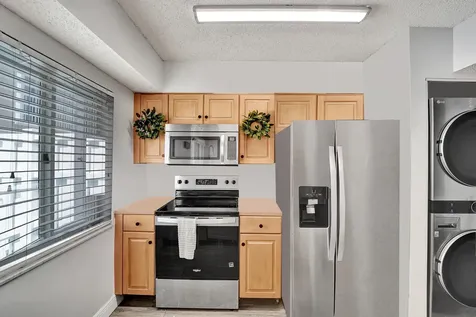 173 Riviera Circle Weston FL 33326