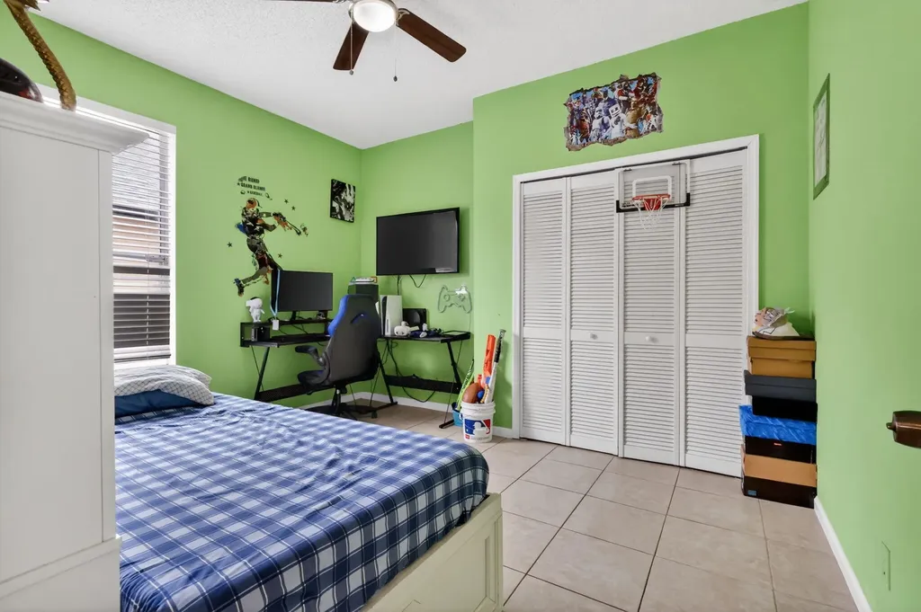 5291 Fox Trace West Palm Beach FL 33417