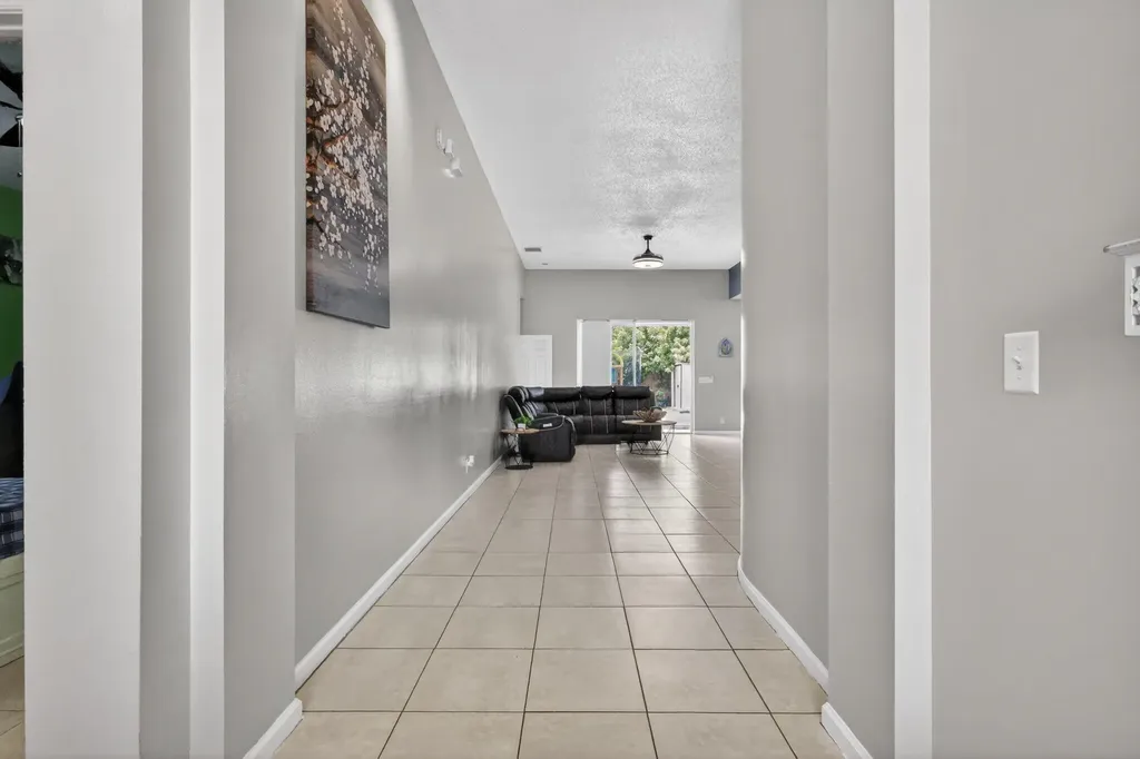 5291 Fox Trace West Palm Beach FL 33417
