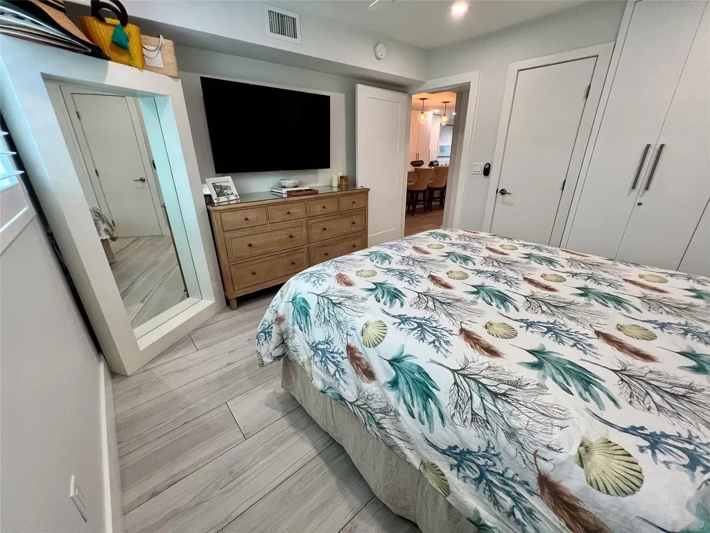 2115 NE 37th Drive Fort Lauderdale FL 33308